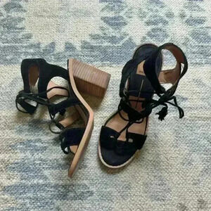 Dolce Vita Black Sandals Wooden Heel 7.5